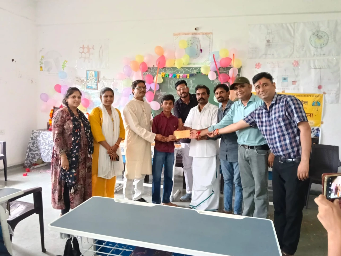 बड़ेल (बड़वाह) हाई स्कूल में शिक्षकों का हुआ सम्मान
